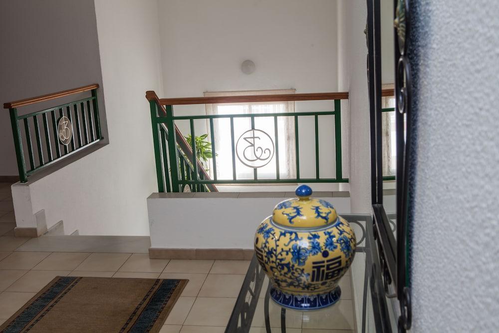 Hotel Tres Jotas Conil Conil De La Frontera Zewnętrze zdjęcie