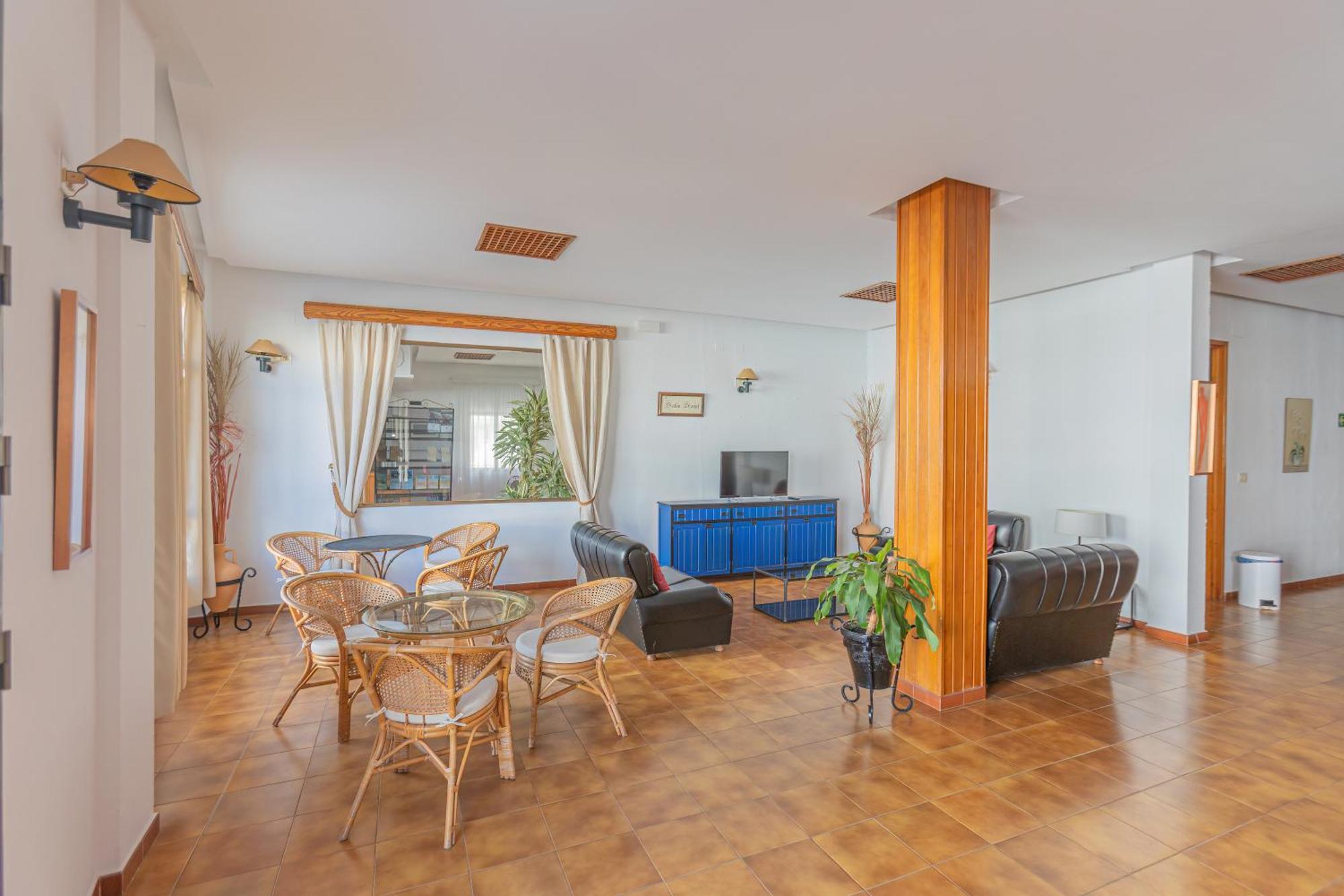 Hotel Tres Jotas Conil Conil De La Frontera Zewnętrze zdjęcie