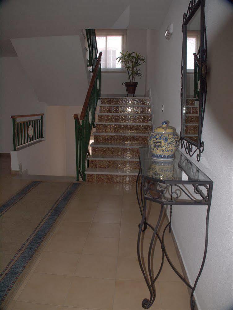 Hotel Tres Jotas Conil Conil De La Frontera Zewnętrze zdjęcie
